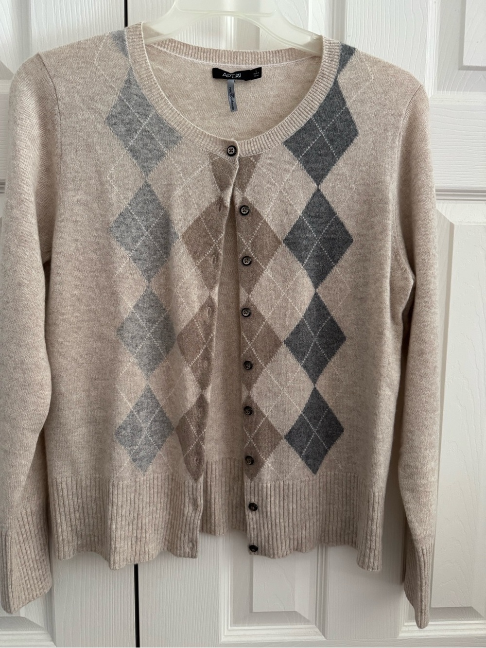 Apt. 9 Beige and Gray Argyle Button-Front Cardigan